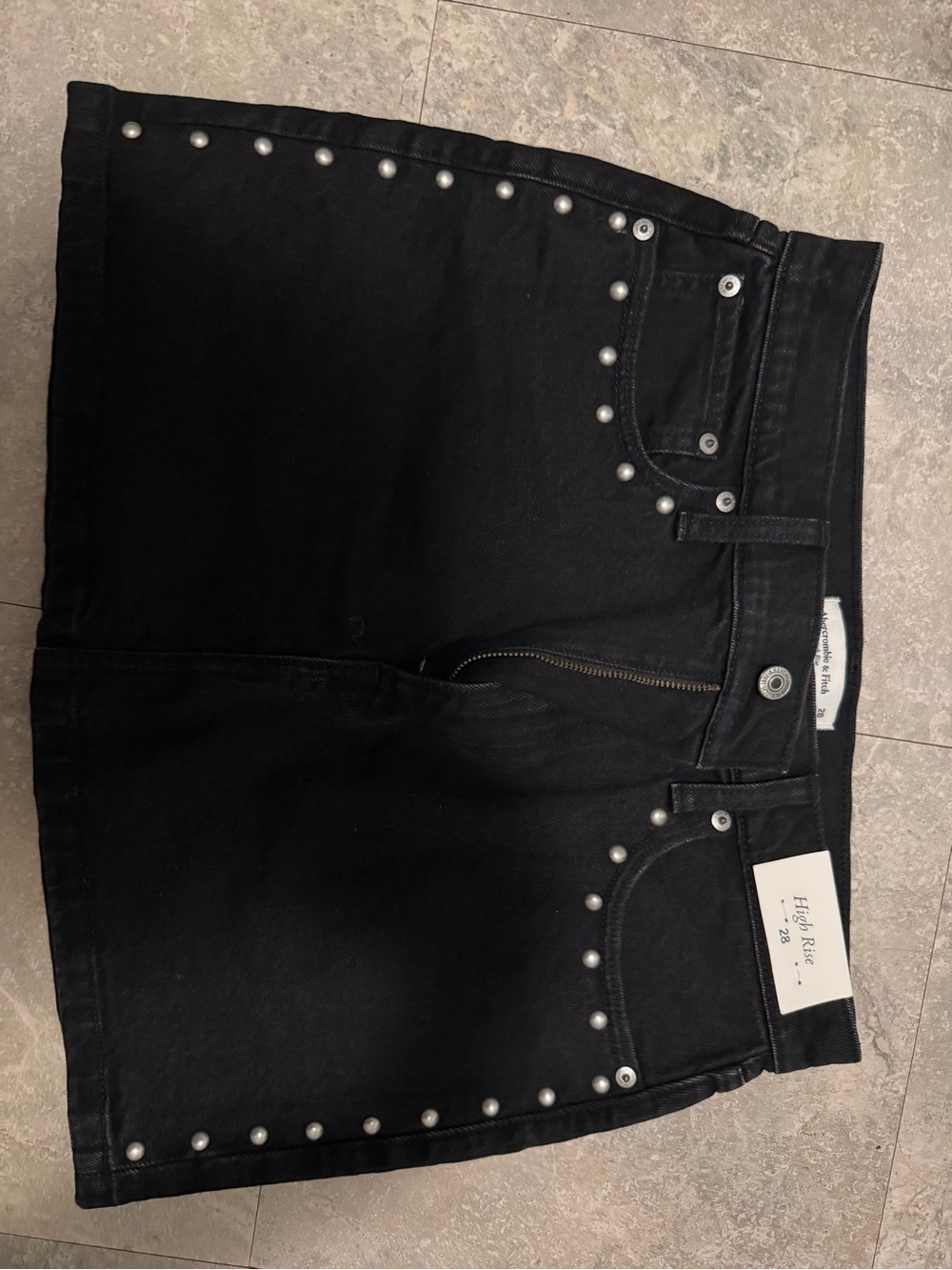 High-Rise Women's BLACK Denim Skirt with Studs Abercrombie and fitch size 28 NEW